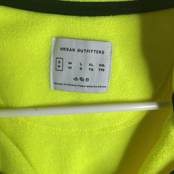 Urban Outfitters 1/2 Zip Fleece Pull Over Fleece Jacket Mens S Top Bright Yellow - Picture 3 of 6